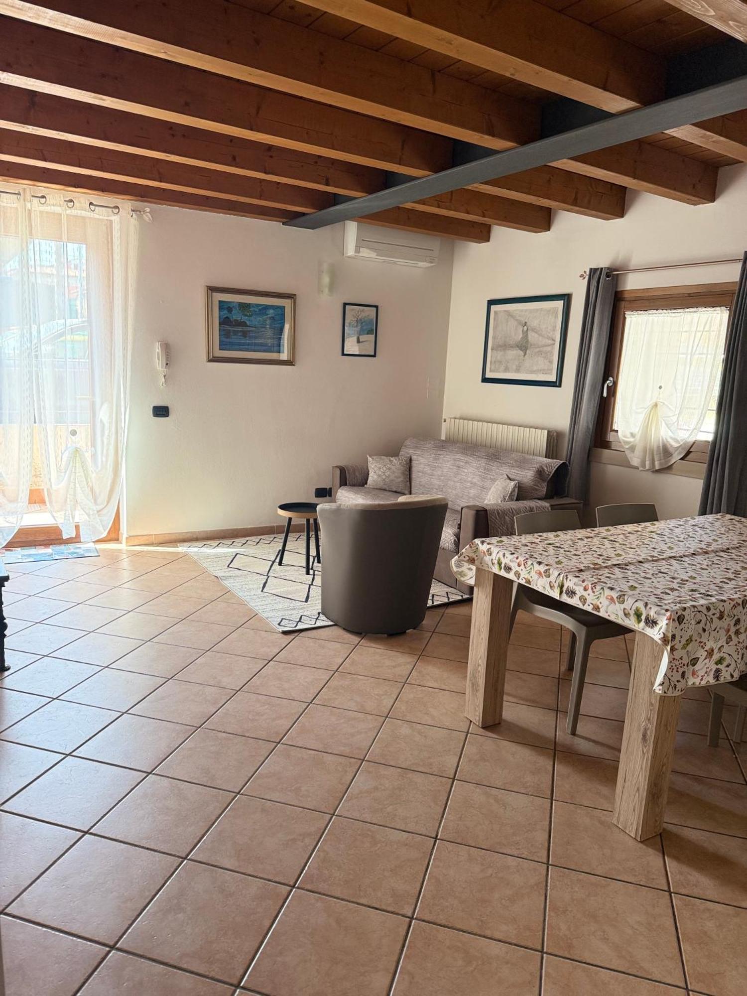 Ely Hause Apartment Calmasino Exterior foto